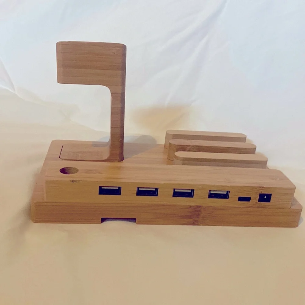 Bamboo charging dock - Picture 4 of 5